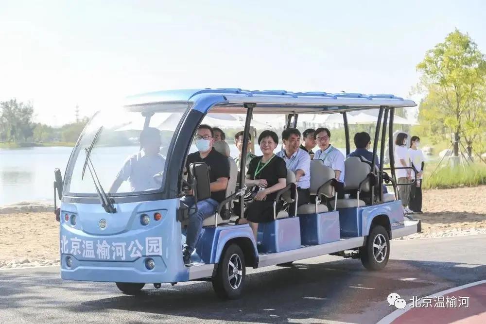 京北綠肺·綠友助力 電動(dòng)觀(guān)光車(chē)